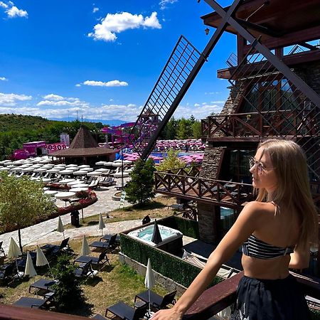 فندق The Wind Mills Hydropark Gorna Malina المظهر الخارجي الصورة
