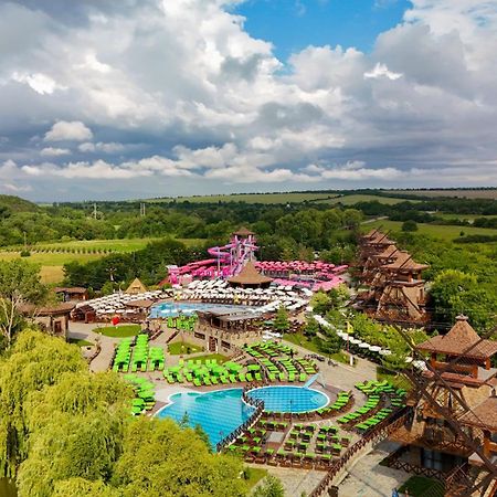 فندق The Wind Mills Hydropark Gorna Malina المظهر الخارجي الصورة