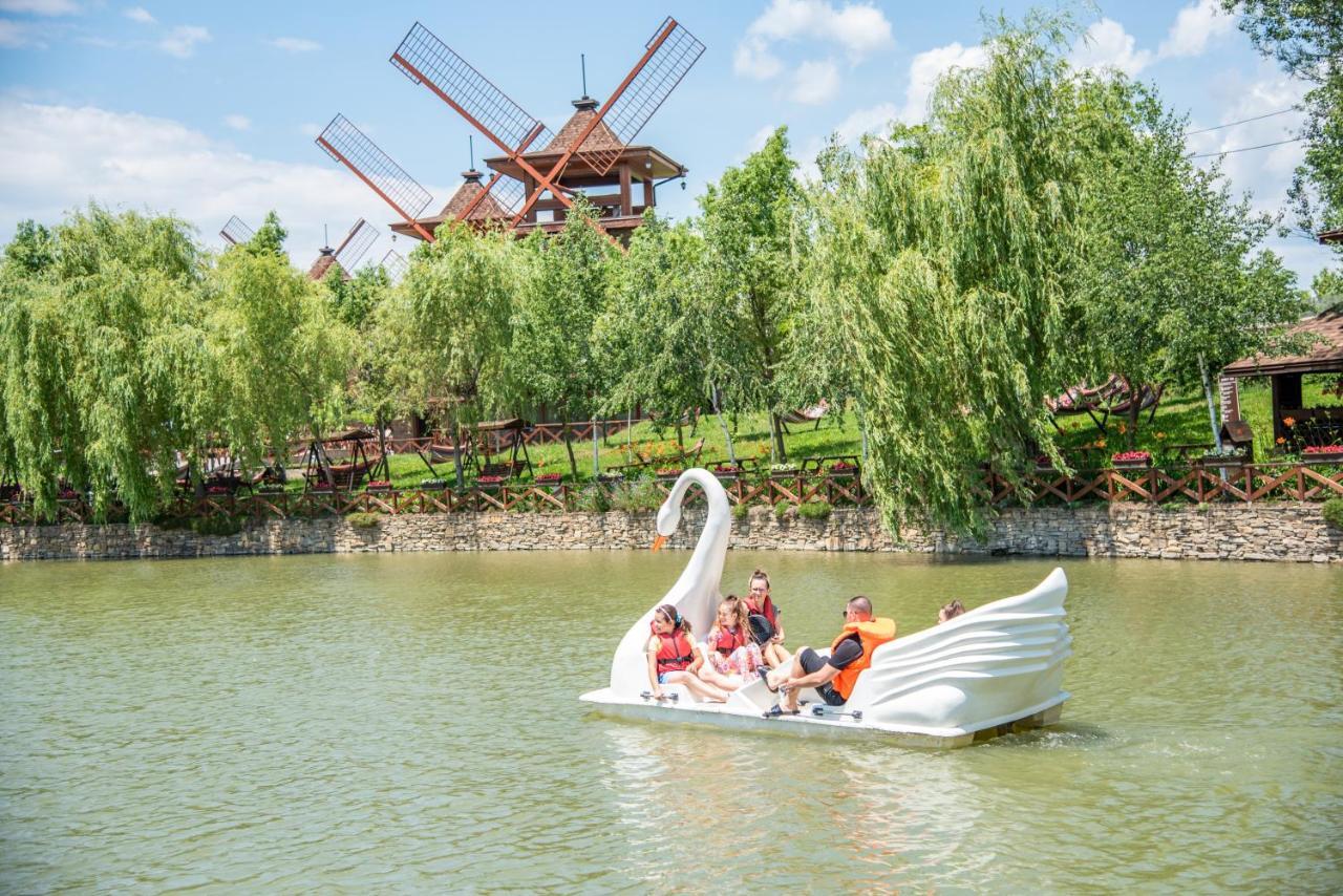 فندق The Wind Mills Hydropark Gorna Malina المظهر الخارجي الصورة