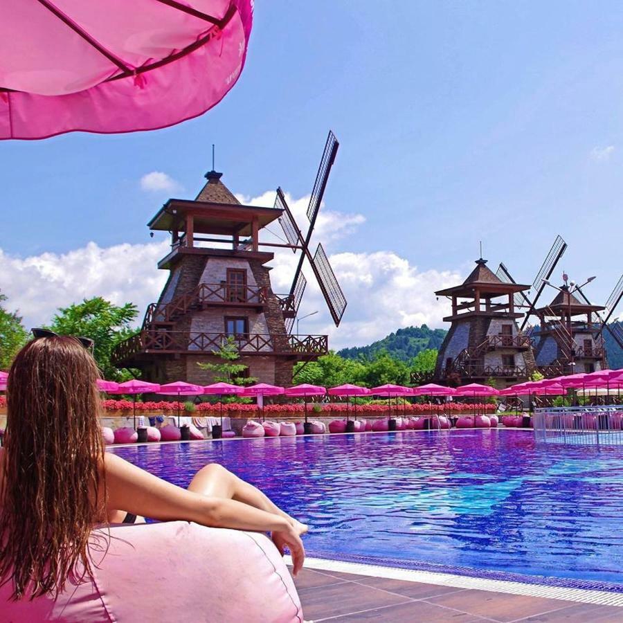 فندق The Wind Mills Hydropark Gorna Malina المظهر الخارجي الصورة